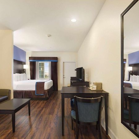 Days Inn & Suites By Wyndham Galveston West/Seawall Exteriér fotografie